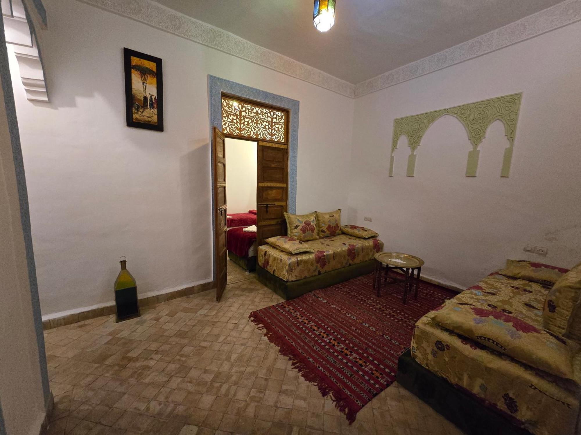 Dar Khmissa Fes Bed & Breakfast Bagian luar foto