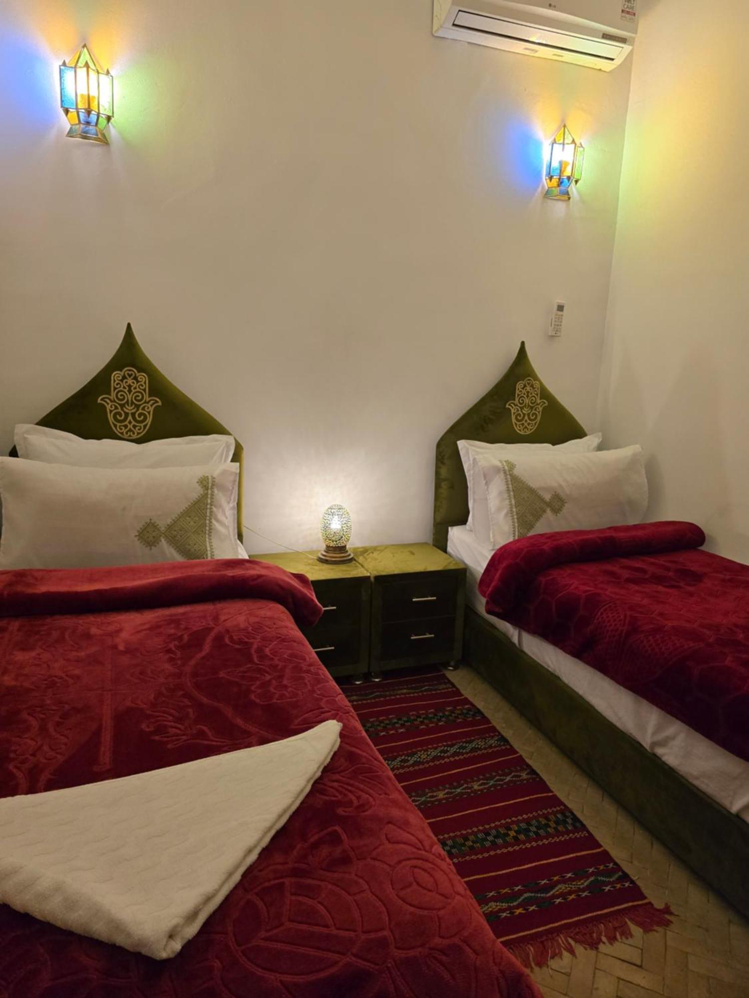 Dar Khmissa Fes Bed & Breakfast Bagian luar foto