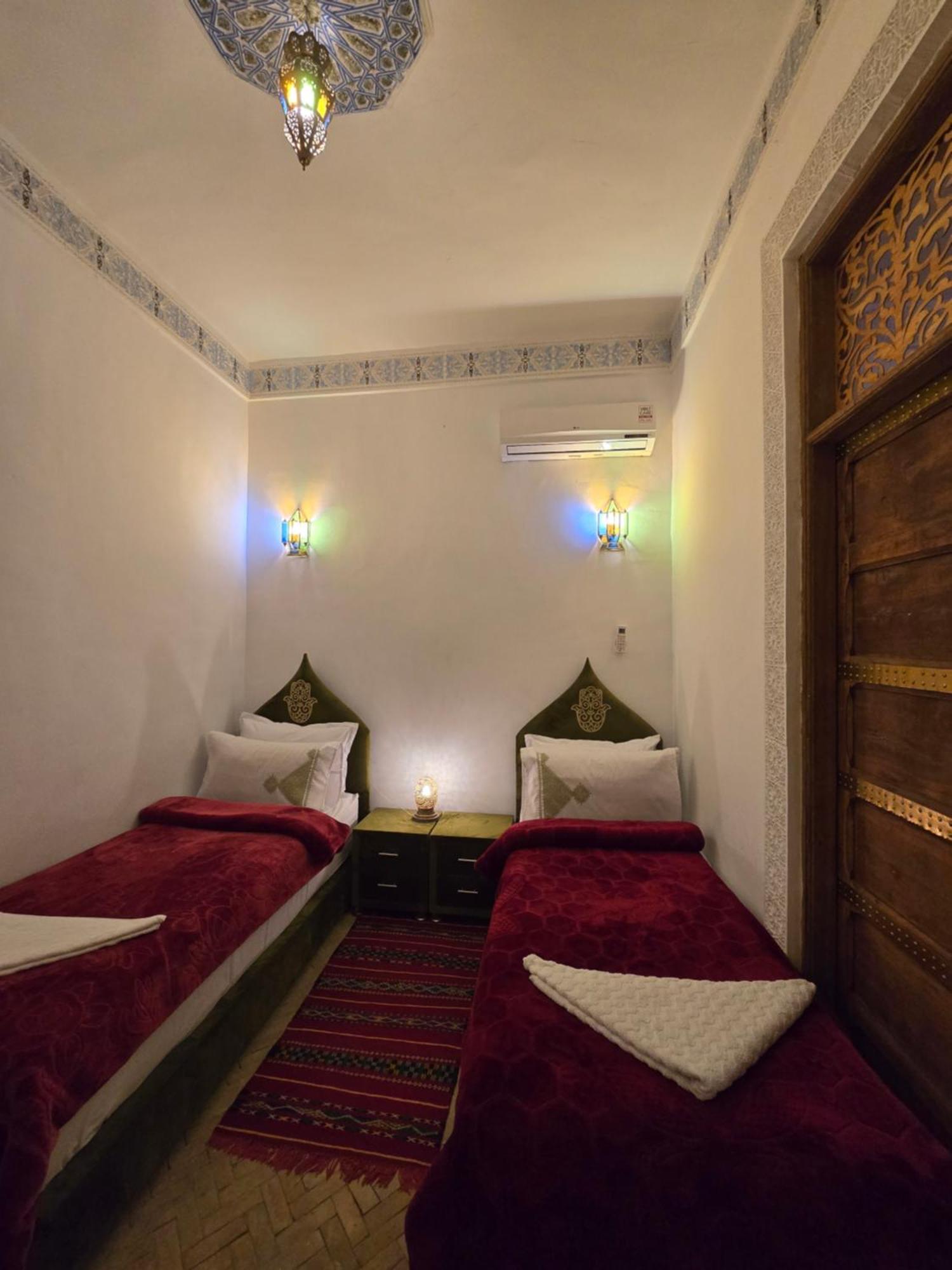 Dar Khmissa Fes Bed & Breakfast Bagian luar foto