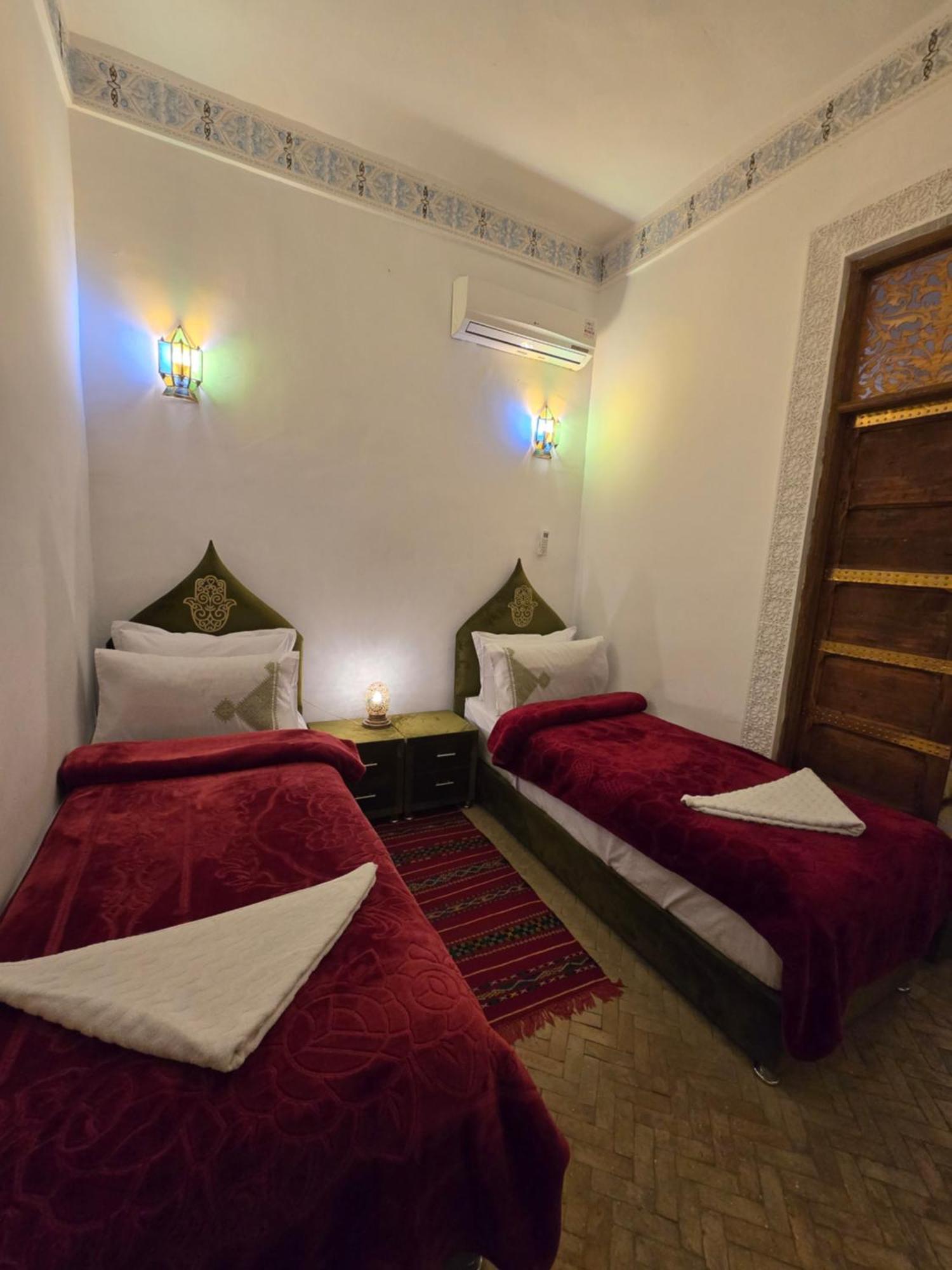 Dar Khmissa Fes Bed & Breakfast Bagian luar foto
